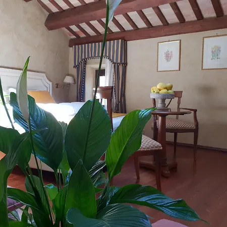 Aparthotel I Giardini Segreti Di Marcello Marinelli